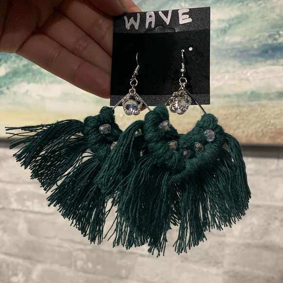 Plantmama earrings-miniature planter earrings. Super lightweight & customizable. - Picture 9 of 10